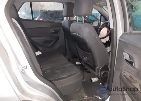 2020 Chevrolet Trax Fwd Ls z USA, uszkodzony, nr VIN 3GNCJKSB1LL128556